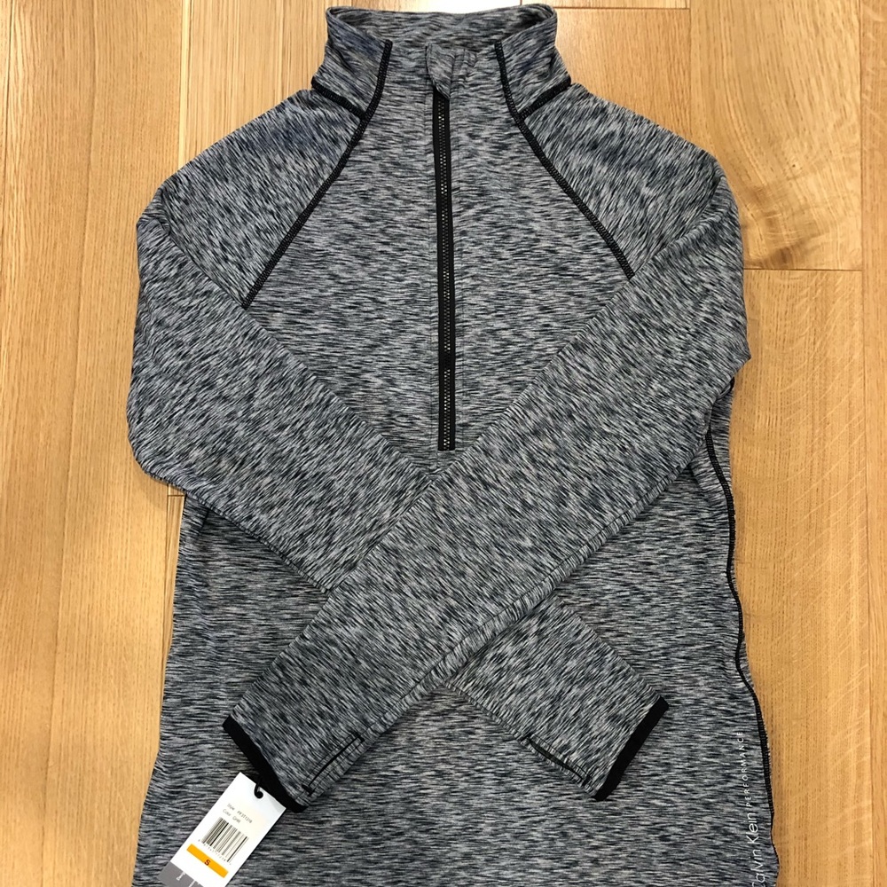 Calvin Klein Quick Dry Half Zip Top - Size S NWT